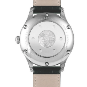 Lid with silver fingerprint Lid with silver fingerprint