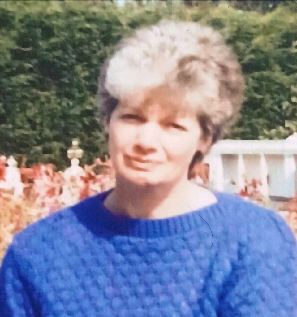 Potter mary holding photo